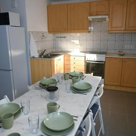Bogarka Apartmanhaz * 시오포크